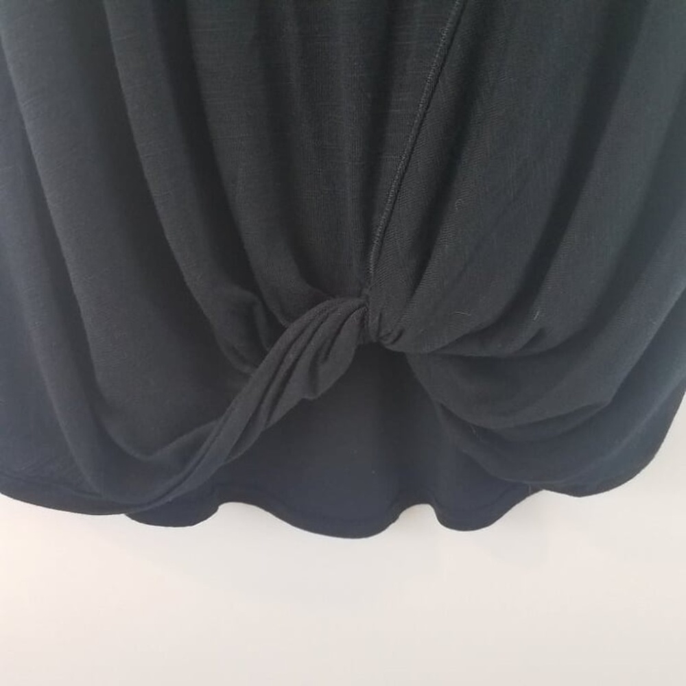 ZELLA Black Twisty Turn Workout Lounge Yoga Tee M - Picture 4 of 8